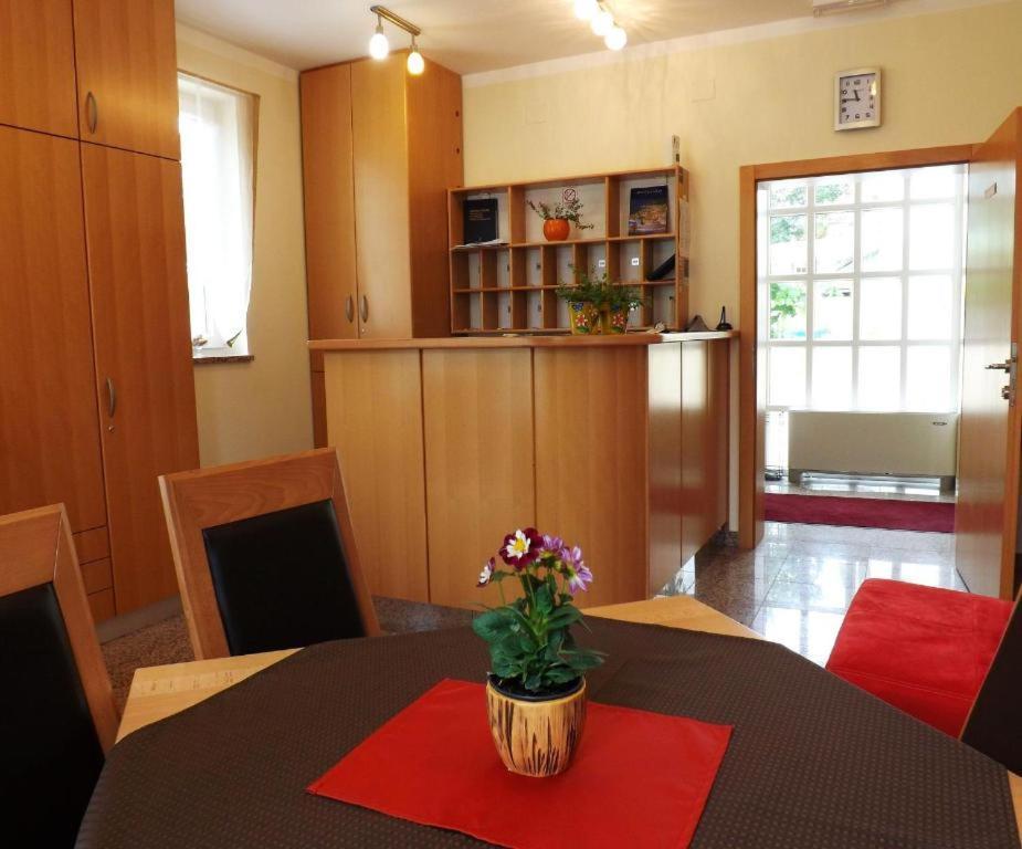 B&B Pansion Vago Малинська Екстер'єр фото