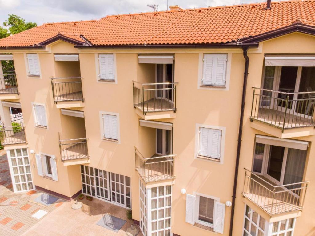 B&B Pansion Vago Малинська Екстер'єр фото