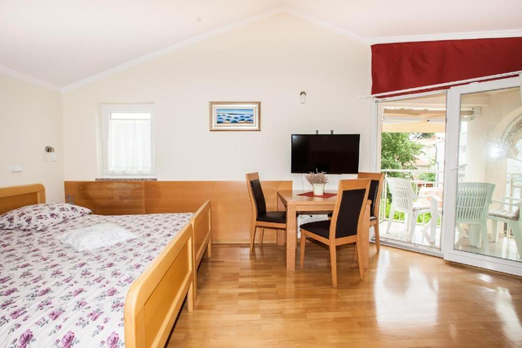 B&B Pansion Vago Малинська Екстер'єр фото